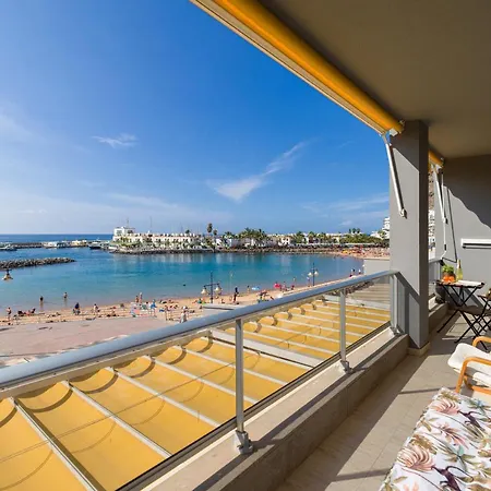 Hébergement de vacances First Line - Parking Free *